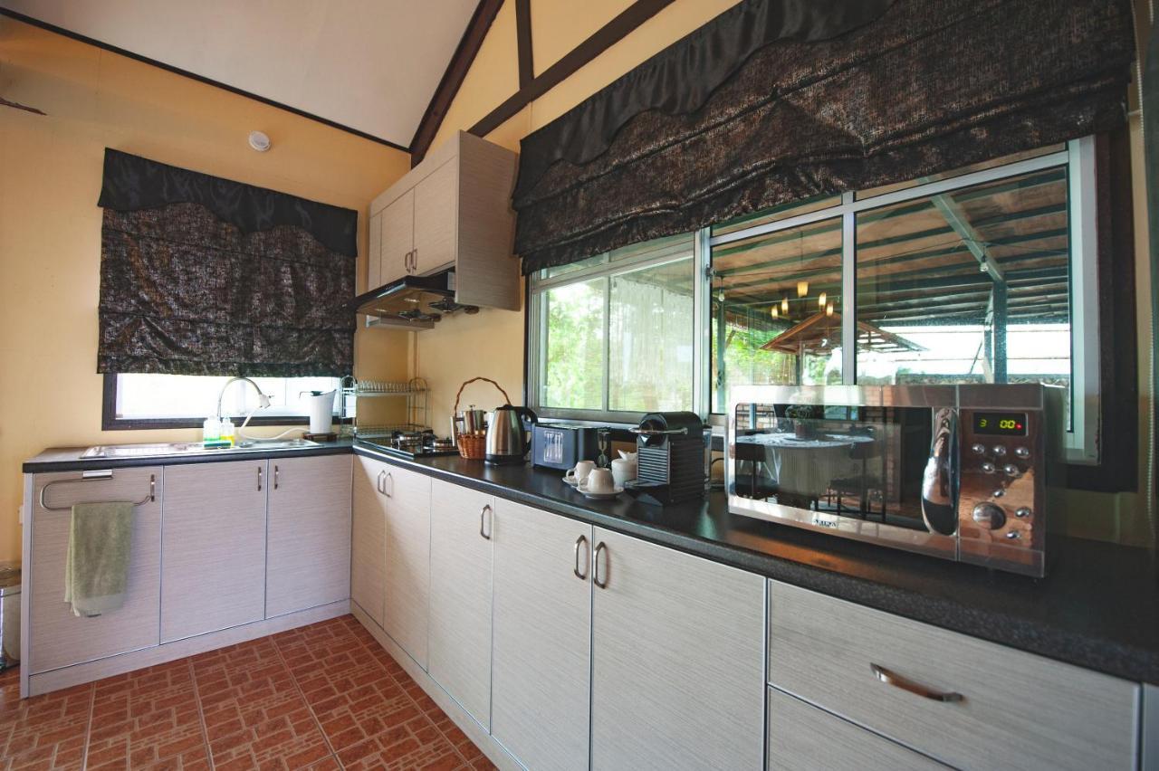 Sinurambi Bed&Breakfast Penampang Bagian luar foto